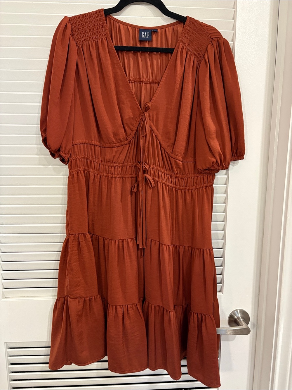 GAP Rust Orange Tiered Mini Dress Tie Front Smocked Boho Size L